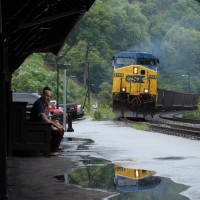 CSX 624 reflects at Harpers Ferry