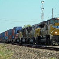 UP stack train on the BNSF