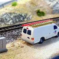 Lineside Models E350 as UP signal maintainers van