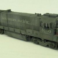 Southern Pacific B23-7 #5100. Lots of details added.