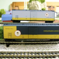 N scale Micro Trains Chessie Cameo freight car pack #1