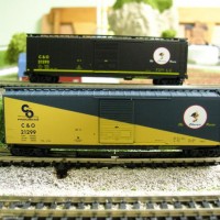 Micro Trains Chessie Cameo freight car pack #3.