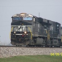 A brand new NS ES44AC heads west to Ft. Wayne.