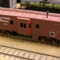 Caboose SP 1425 Bay Window Red Ends