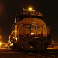 UP 6936 at night