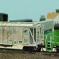 A leased CBCX B23-7 hauls a BNO freight