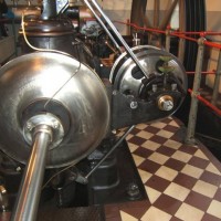 A single cylinder steam engine - 3