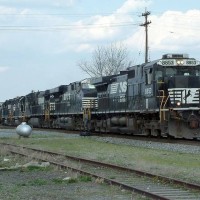 Southbound Freight NS173