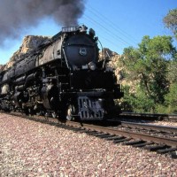 UP #3985 Upper Narrows w/UPHS Steam Special