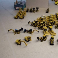 40 Caterpillar construction equipment vehicles