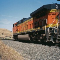 BNSF 4597 climbs out of Caliente