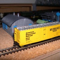 Atlas box car with Gold Medal Models stirrups and roofwalks
