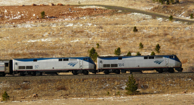Amtrak_5_near_Blue_Mtn_rd