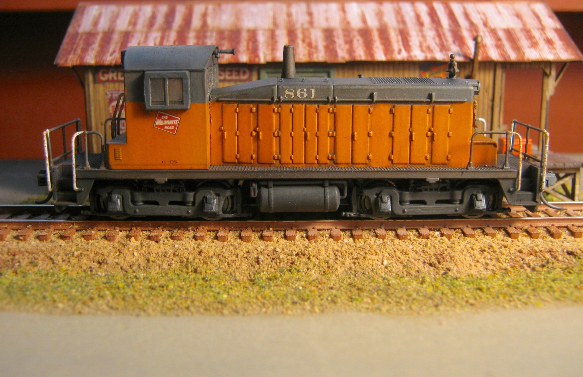 Arnold SW-1 N Scale