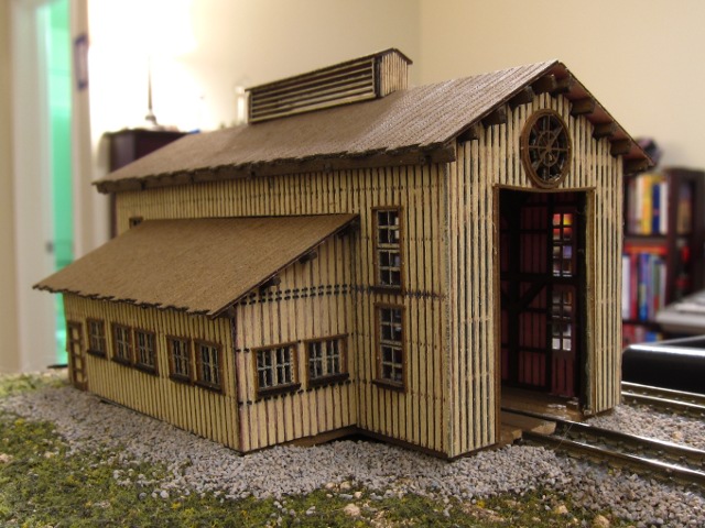 RS Laser Kits Z Scale Engine House
