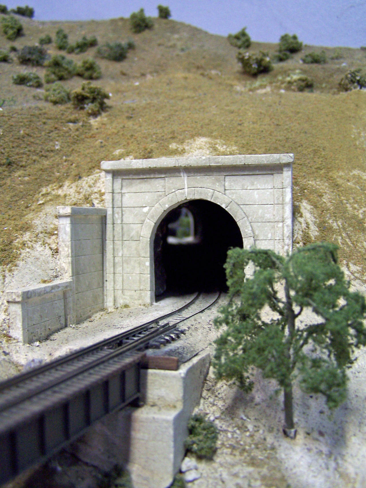 Use of a Mirror in Tunnel